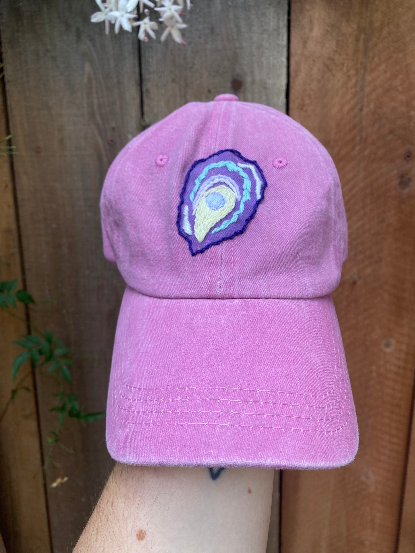 Embroidered Oyster Oracle Hat